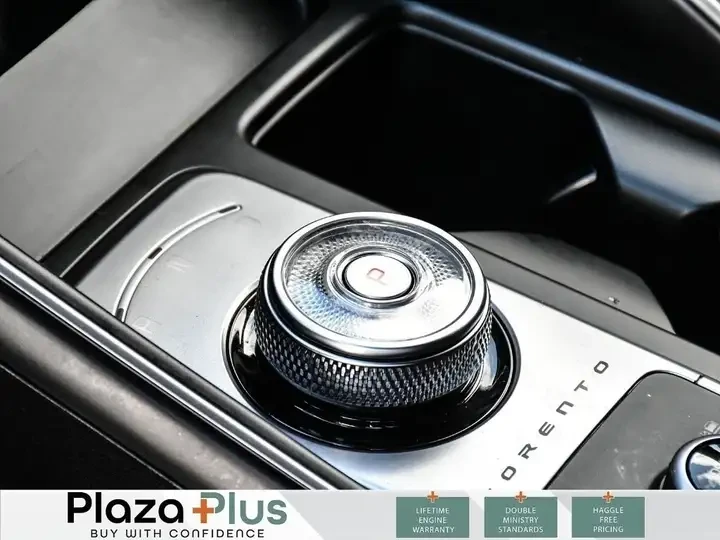 Kia Sorento EX Hybrid/7 МЕСТЕН/Heated Seats/Leather Seats, снимка 14 - Автомобили и джипове - 55081796