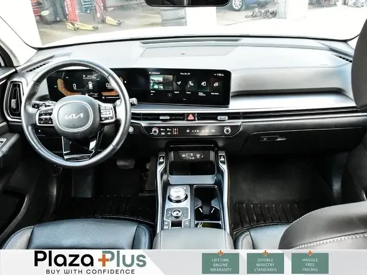 Kia Sorento EX Hybrid/7 МЕСТЕН/Heated Seats/Leather Seats, снимка 10 - Автомобили и джипове - 55081796