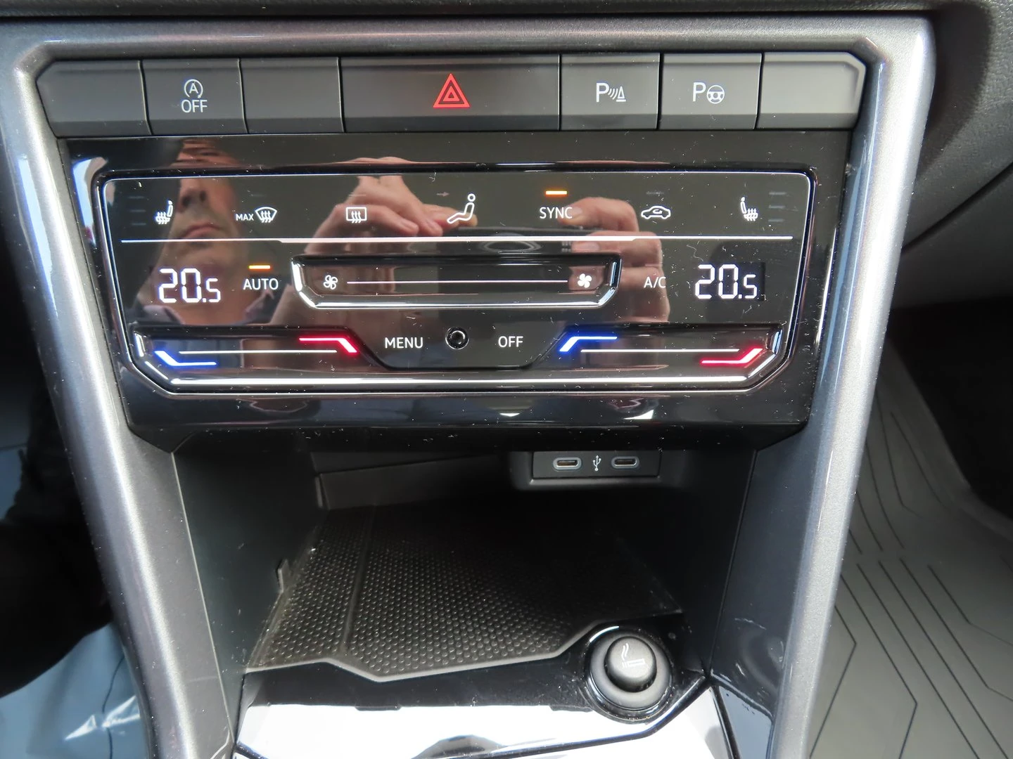 VW T-Roc VW T- Roc Style 1.5 TSI OPF DSG - изображение 10