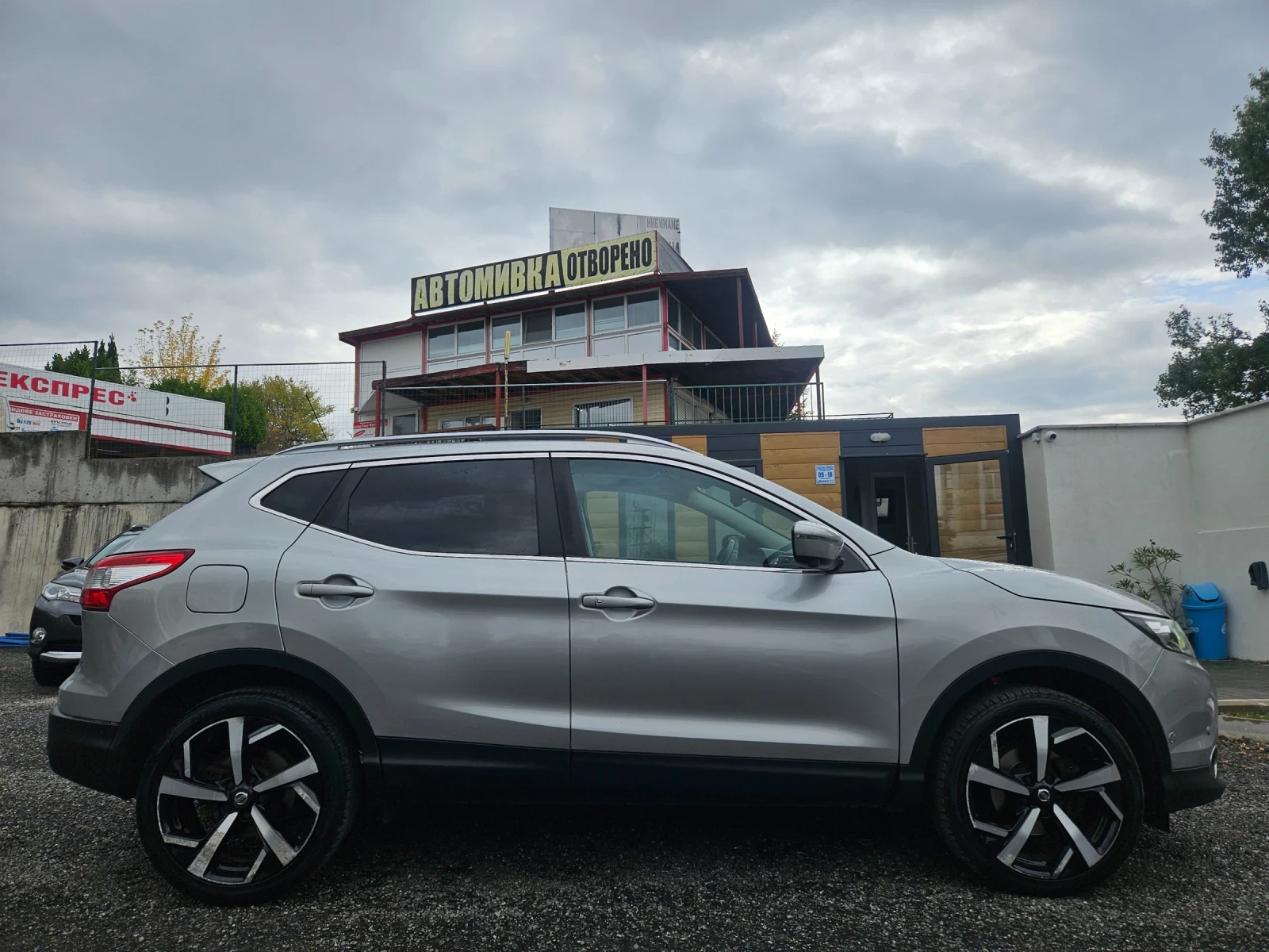 Nissan Qashqai 1.5TDCI TEKNA - изображение 4