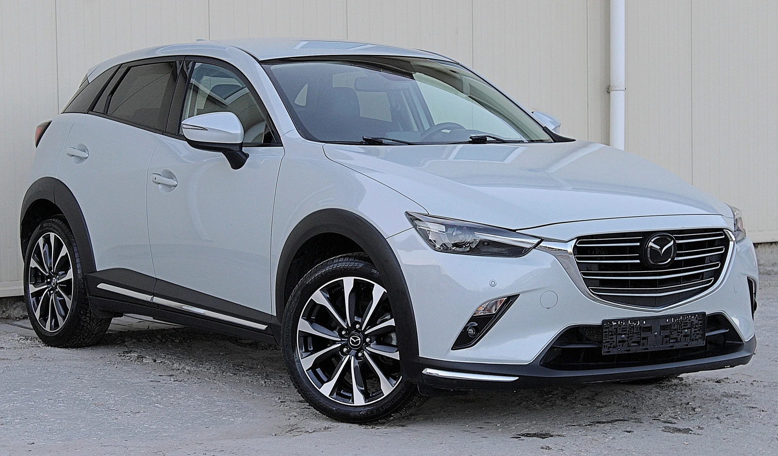Mazda CX-3 2.0i SKYACTIV/AWD/KAMERA/DISTRONIC/HEAD UP/KEY-GO, снимка 3 - Автомобили и джипове - 53862266