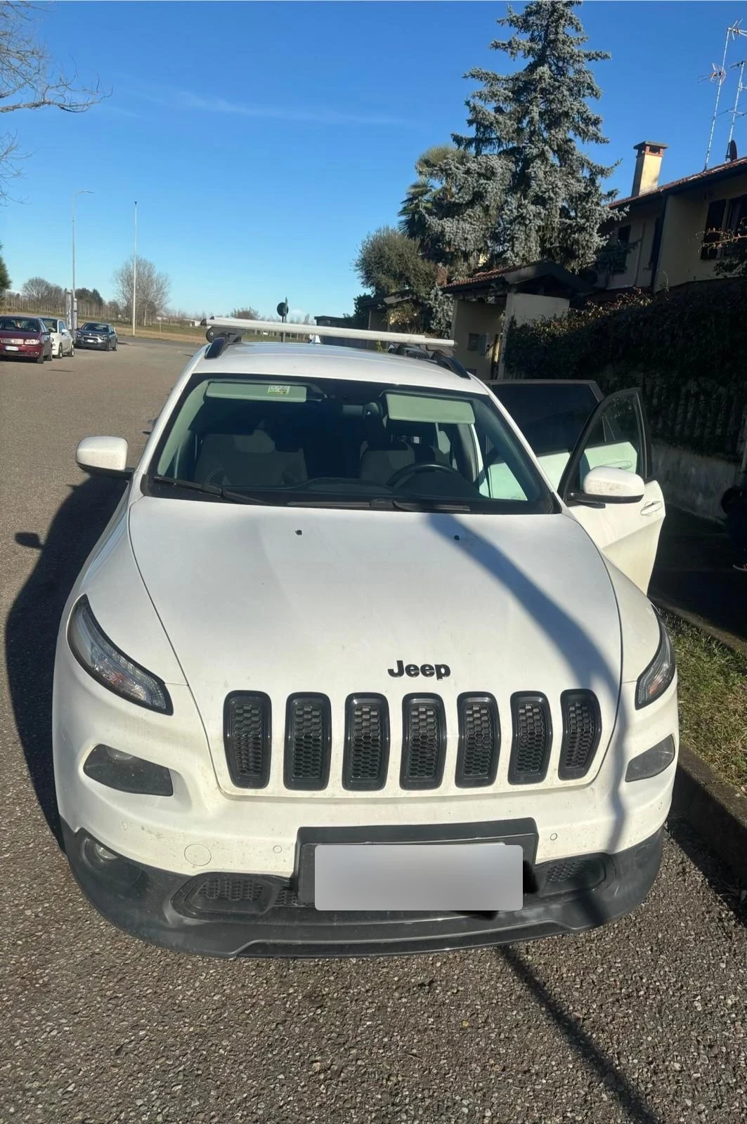 Jeep Cherokee 2.2 Mjt II 4WD Active Drive I Longitude, снимка 3 - Автомобили и джипове - 54049592