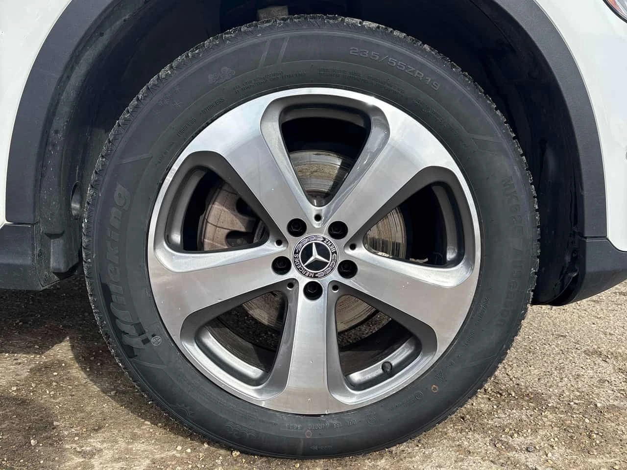 Mercedes-Benz GLC * 300 * CARFAX * ЦЕНА ДО БГ, снимка 7 - Автомобили и джипове - 54305236