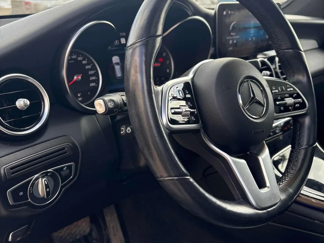 Mercedes-Benz GLC * 300 * CARFAX * ЦЕНА ДО БГ, снимка 11 - Автомобили и джипове - 54305236