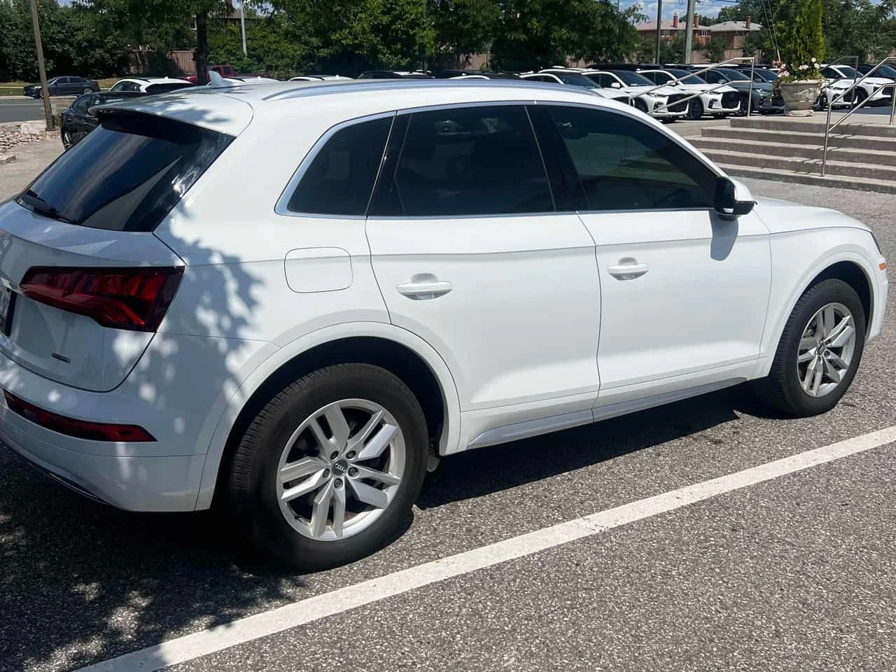 Audi Q5 * Komfort * CARFAX * ЦЕНА ДО БГ, снимка 3 - Автомобили и джипове - 55681410