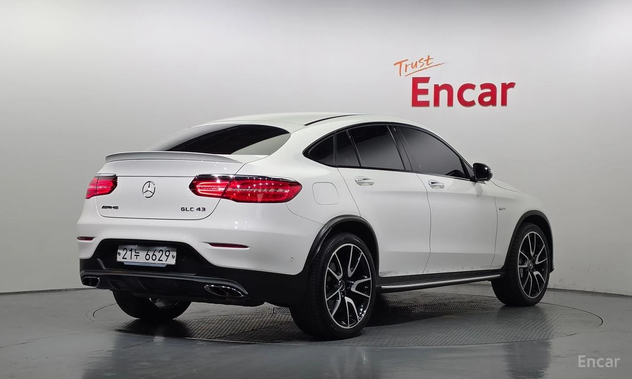 Mercedes-Benz GLC 43 AMG COUPE* BURMESTER* 360КАМЕРА* ХЕДЪП* , снимка 2 - Автомобили и джипове - 56046135