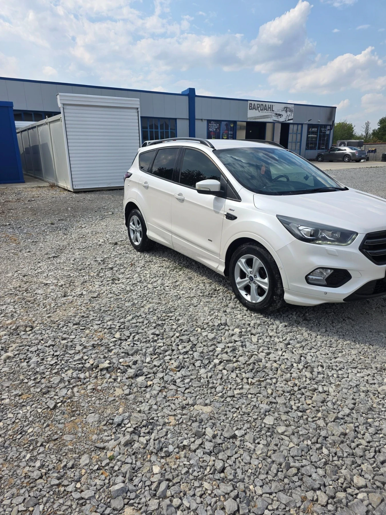 Ford Kuga, снимка 3 - Автомобили и джипове - 56120191