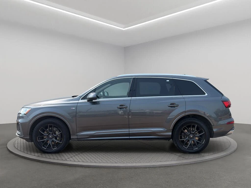 Audi Q7 AWD Komfort 55 TFSI * ПОДГРЕВ * КАМЕРА * ПАНО * 7 , снимка 3 - Автомобили и джипове - 56253452