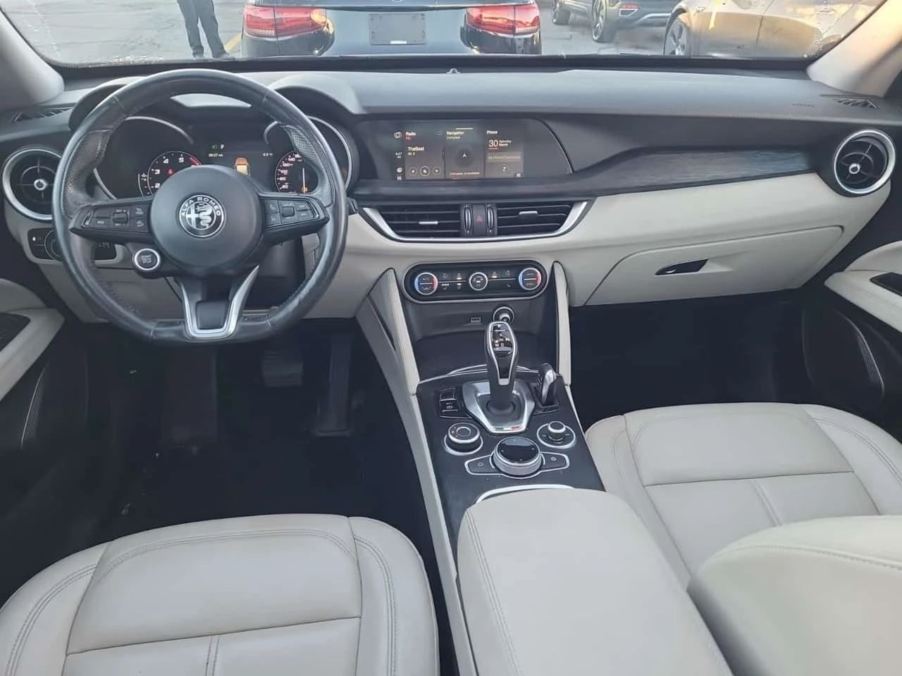 Alfa Romeo Stelvio * BASE * CARFAX * , снимка 9 - Автомобили и джипове - 56699957