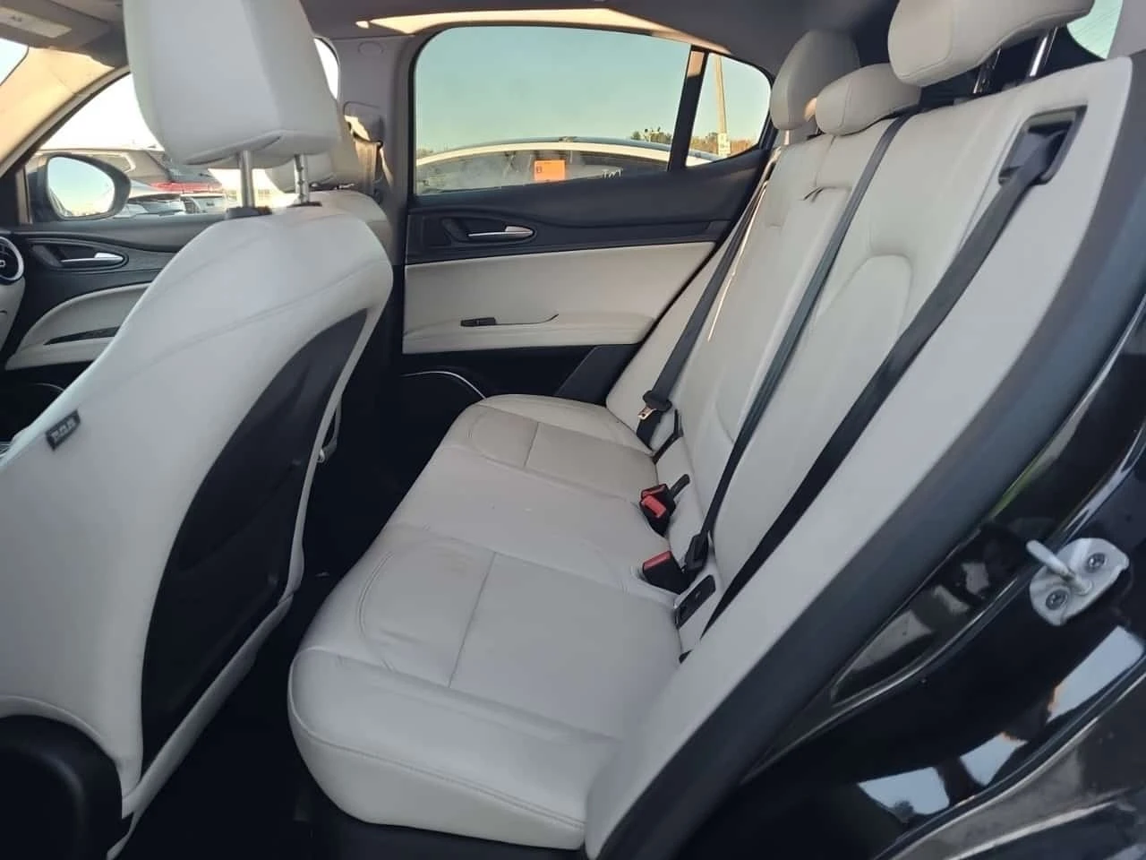 Alfa Romeo Stelvio * BASE * CARFAX * , снимка 11 - Автомобили и джипове - 56699957