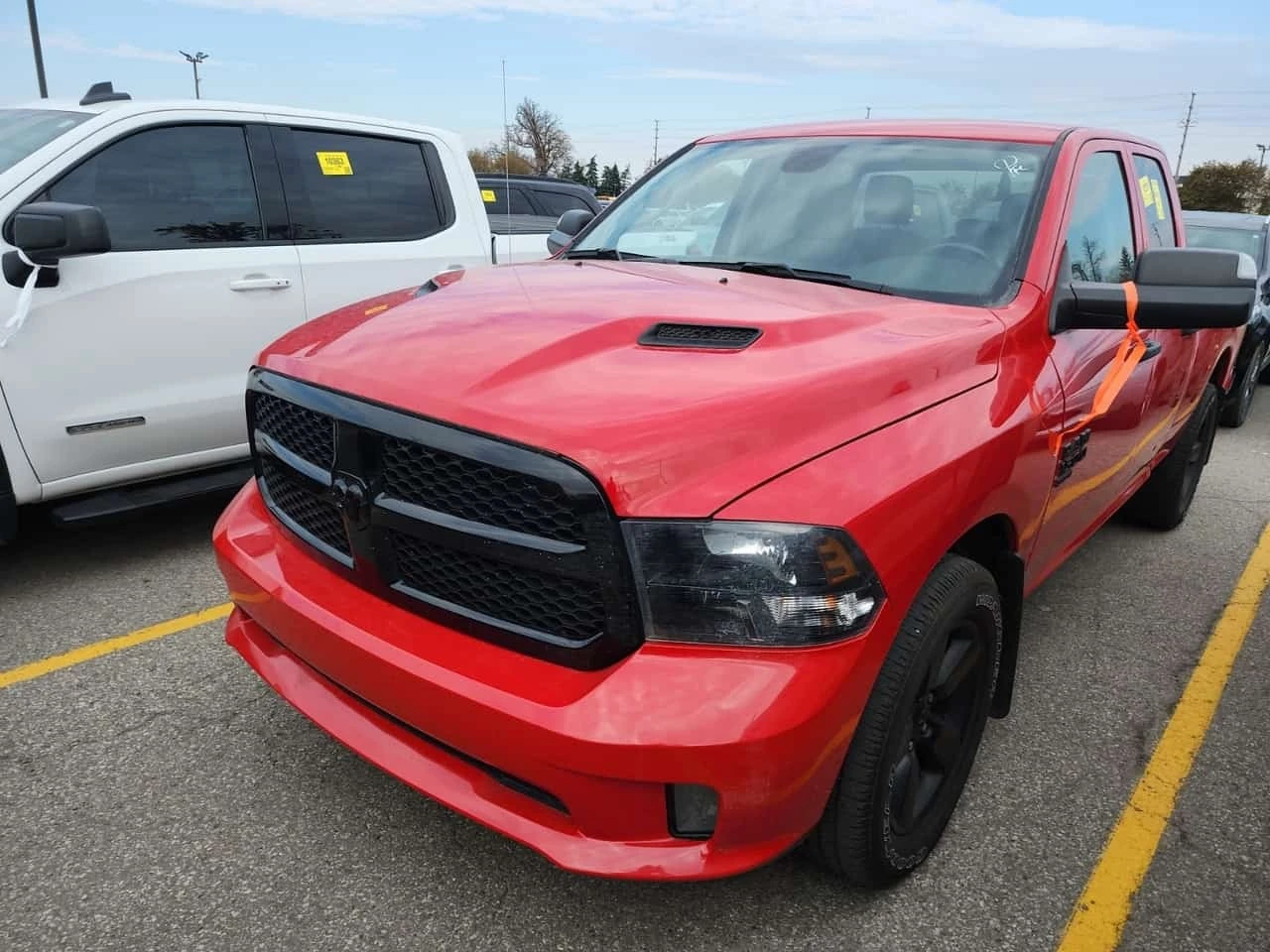 Dodge RAM 1500 * 4x4 Quad Cab 6'4" Box Express * CARFAX *