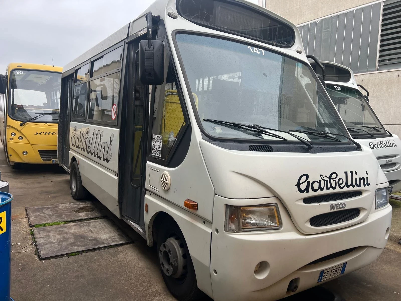 Iveco Daily ПЛАТФОРМА ЗА ИНВАЛИДИ, КЛКМАТИК, снимка 1