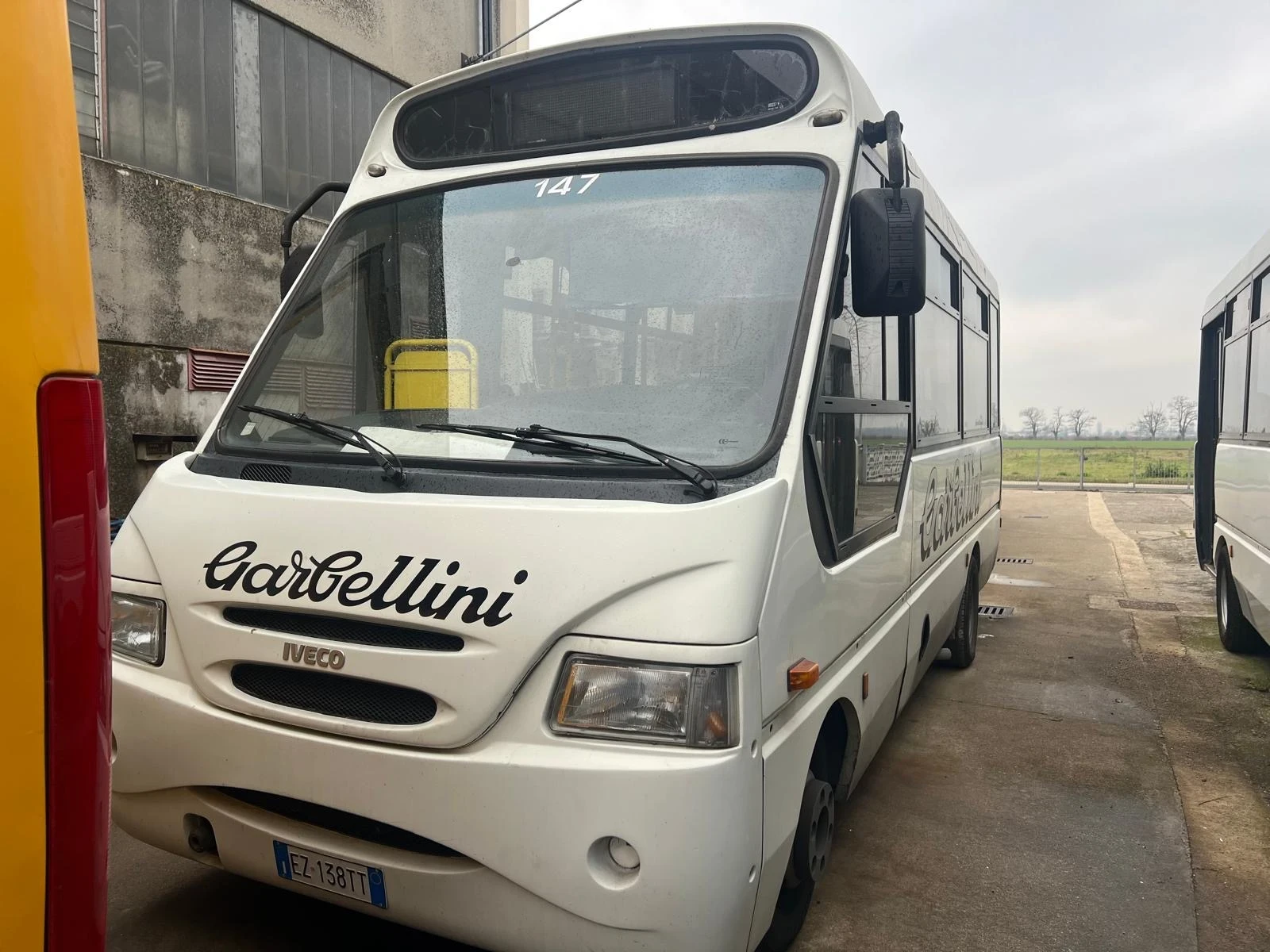 Iveco Daily ПЛАТФОРМА ЗА ИНВАЛИДИ, КЛКМАТИК - изображение 2