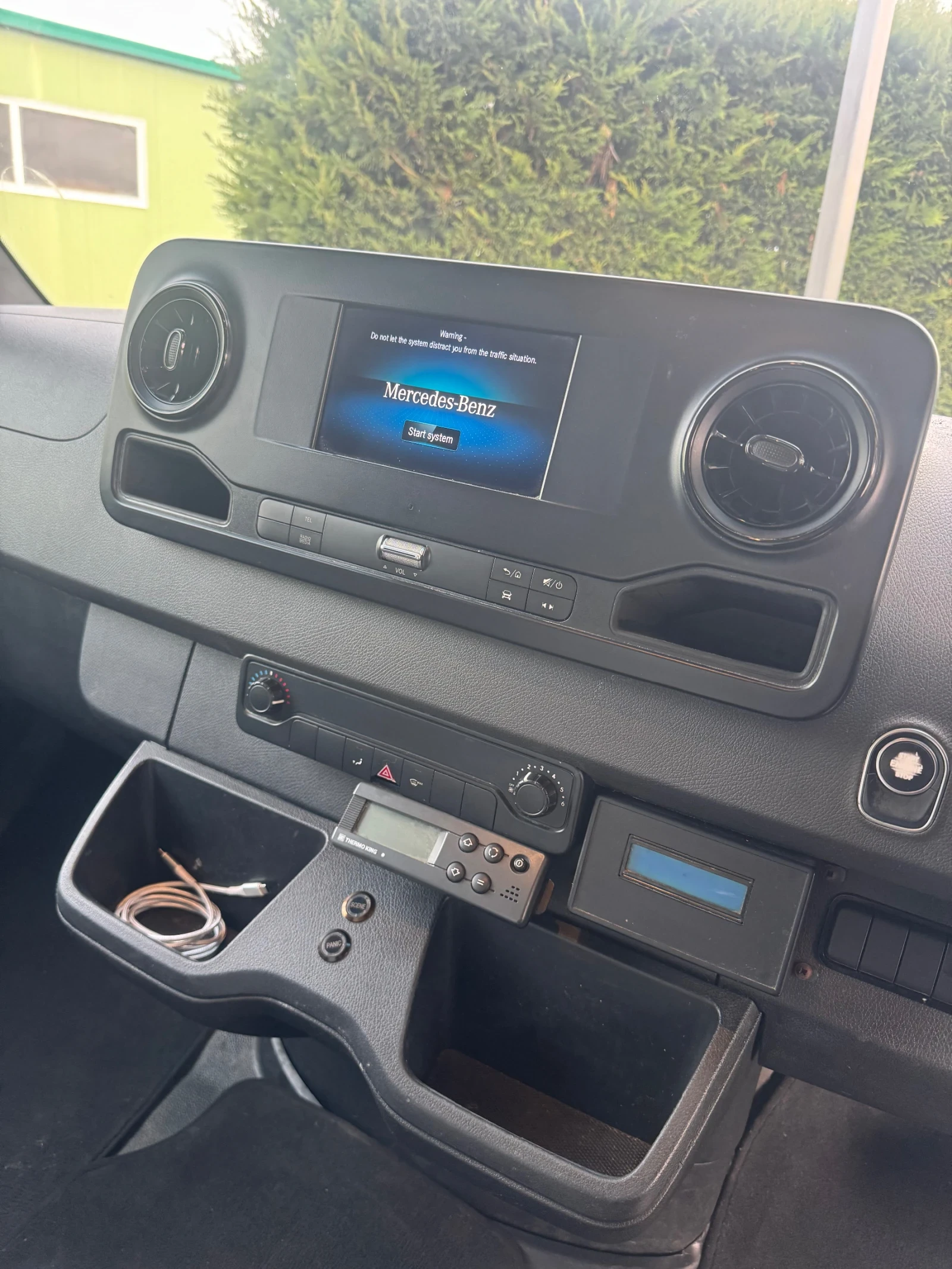 Mercedes-Benz Sprinter 314, снимка 9 - Бусове и автобуси - 55385656