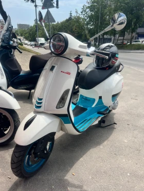     Vespa Primavera 50cc Color Vibe