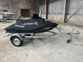 Джет Bombardier Sea Doo Spark trixx , снимка 7 - Воден транспорт - 47204459