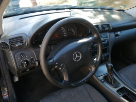 Mercedes-Benz C 200 2.0, снимка 12