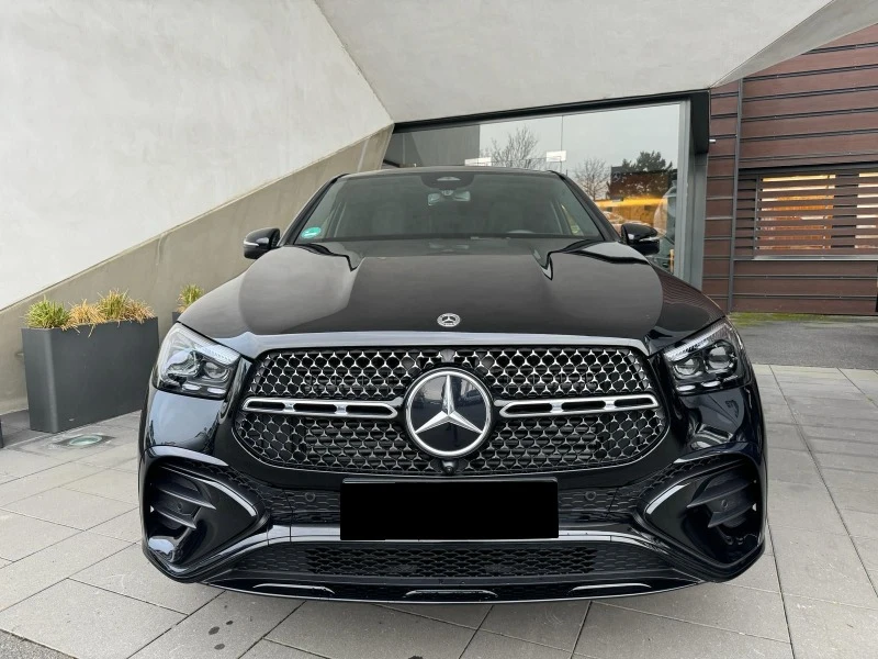 Mercedes-Benz GLE 450 * COUPE* AMG* NIGHT* 360* PANO* BURM* 22* , снимка 3 - Автомобили и джипове - 46273521