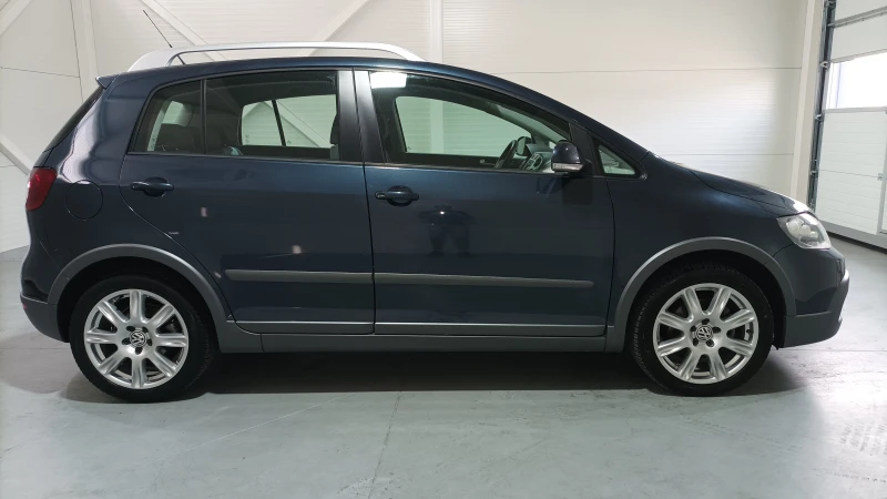 VW Golf Plus Cross 1.9 tdi, снимка 4 - Автомобили и джипове - 47762980