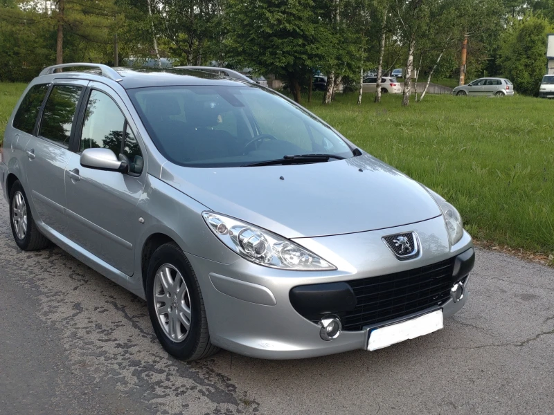 Peugeot 307, снимка 1 - Автомобили и джипове - 47960359