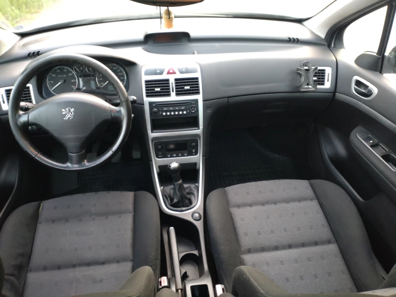 Peugeot 307, снимка 9 - Автомобили и джипове - 47960359