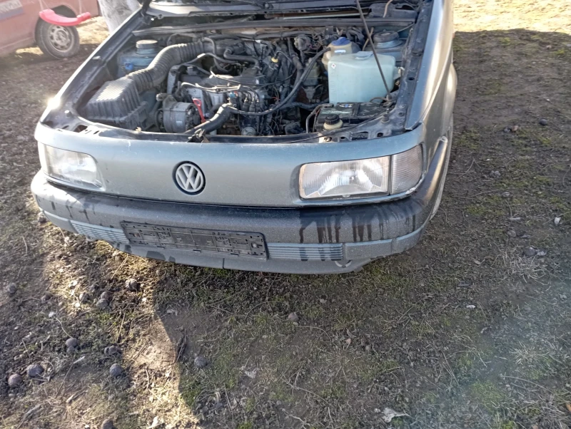 VW Passat, снимка 1 - Автомобили и джипове - 48600946