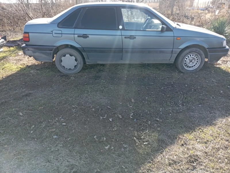 VW Passat, снимка 3 - Автомобили и джипове - 48600946