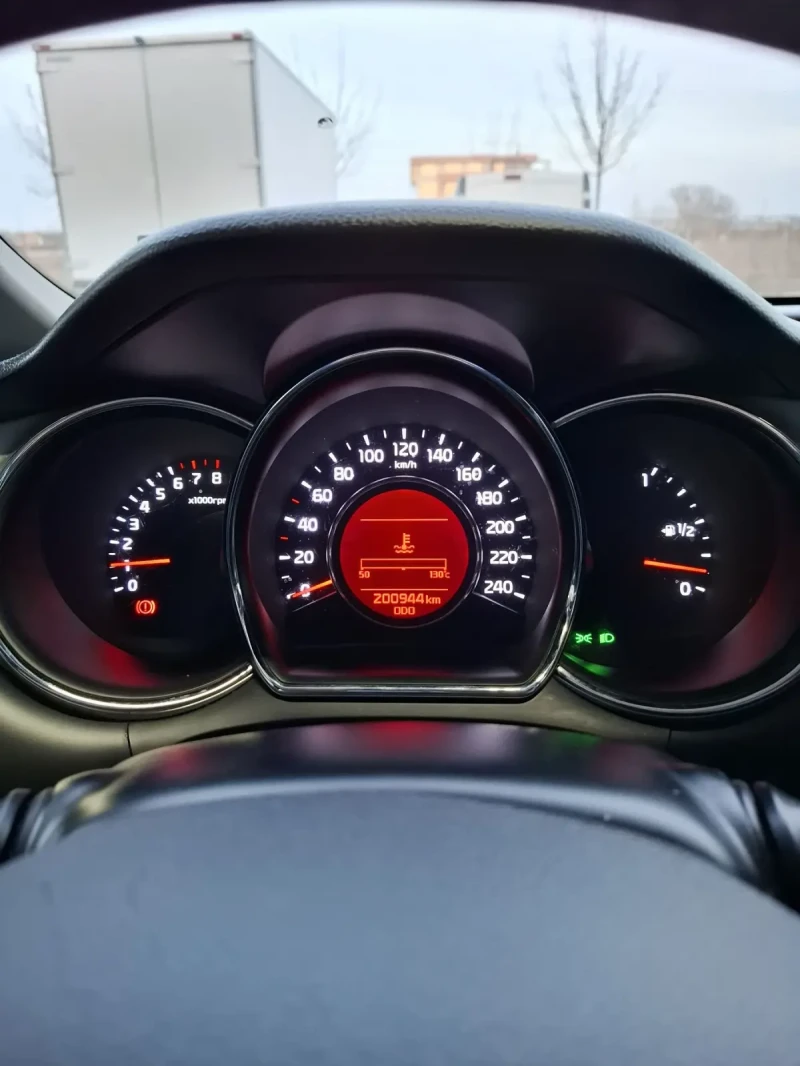 Kia Ceed 1.4i LED PREMIUM , снимка 10 - Автомобили и джипове - 49568985