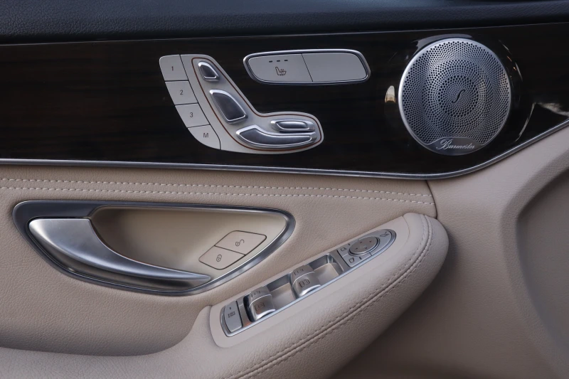 Mercedes-Benz C 300 4MATIC BURMASTER, снимка 14 - Автомобили и джипове - 52453845