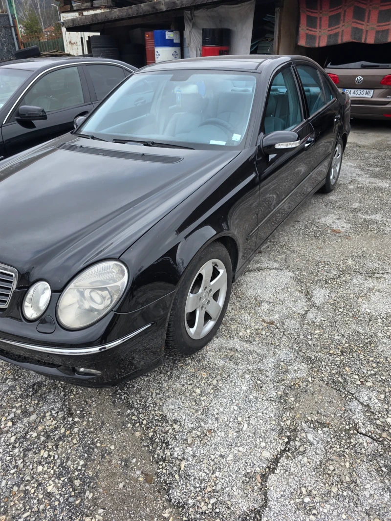 Mercedes-Benz E 220