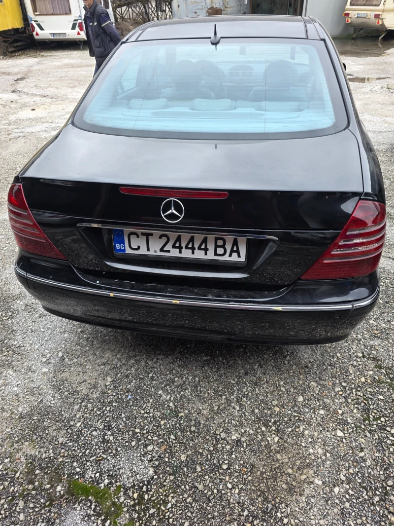 Mercedes-Benz E 220, снимка 4 - Автомобили и джипове - 52896528