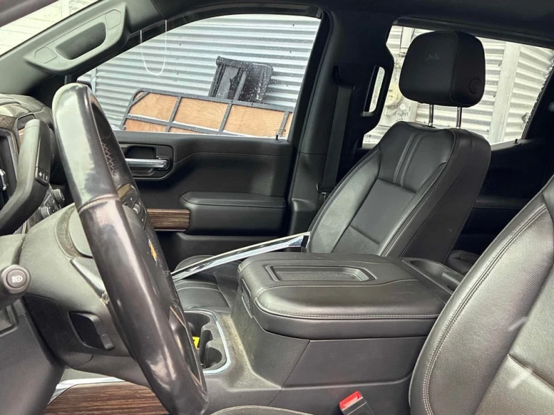 Chevrolet Silverado * High Country * CARFAX * БЕЗ ПЪРВОНАЧАЛНА ВНОСКА, снимка 11 - Автомобили и джипове - 52910360