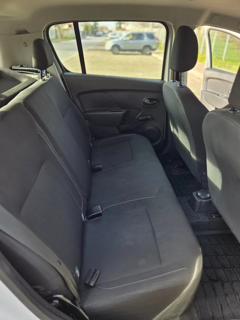 Dacia Sandero, снимка 5 - Автомобили и джипове - 52961055