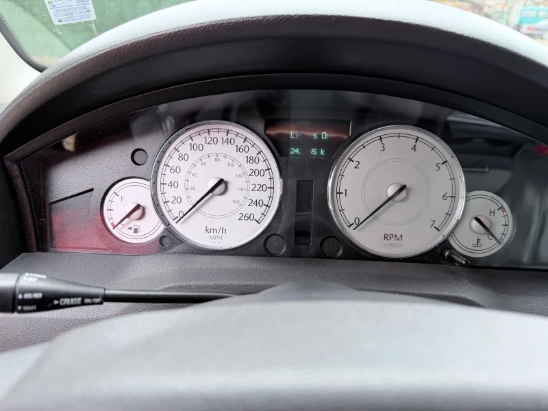 Chrysler 300c, снимка 13 - Автомобили и джипове - 53255922
