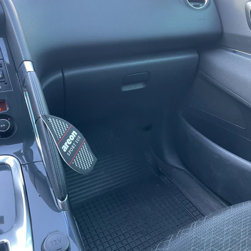 Peugeot 3008, снимка 8 - Автомобили и джипове - 53588122