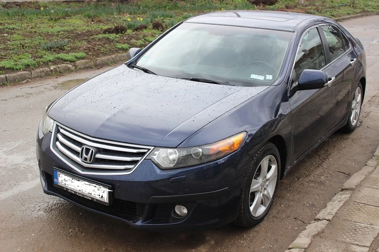 Honda Accord, снимка 1 - Автомобили и джипове - 49534236