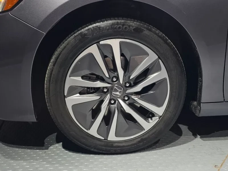 Honda Accord 2.0 Hybrid Touring, снимка 5 - Автомобили и джипове - 56699131