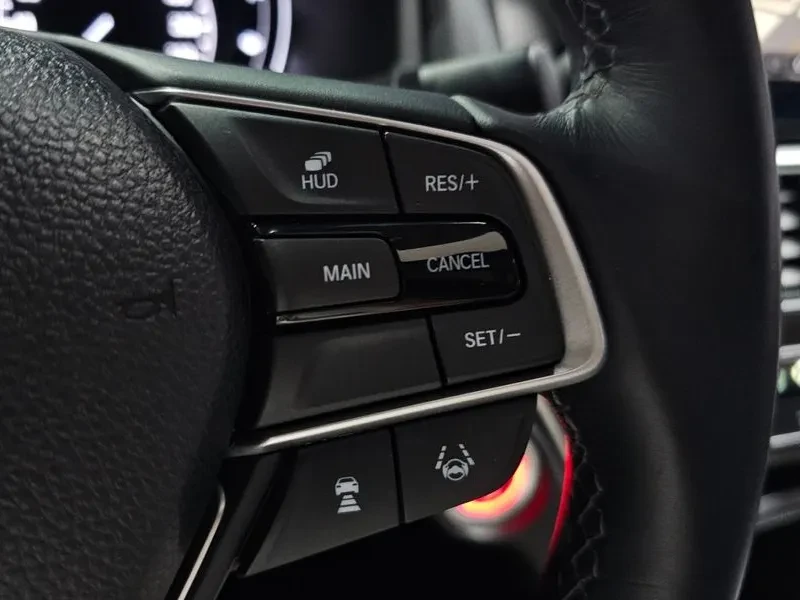 Honda Accord 2.0 Hybrid Touring, снимка 17 - Автомобили и джипове - 56699131