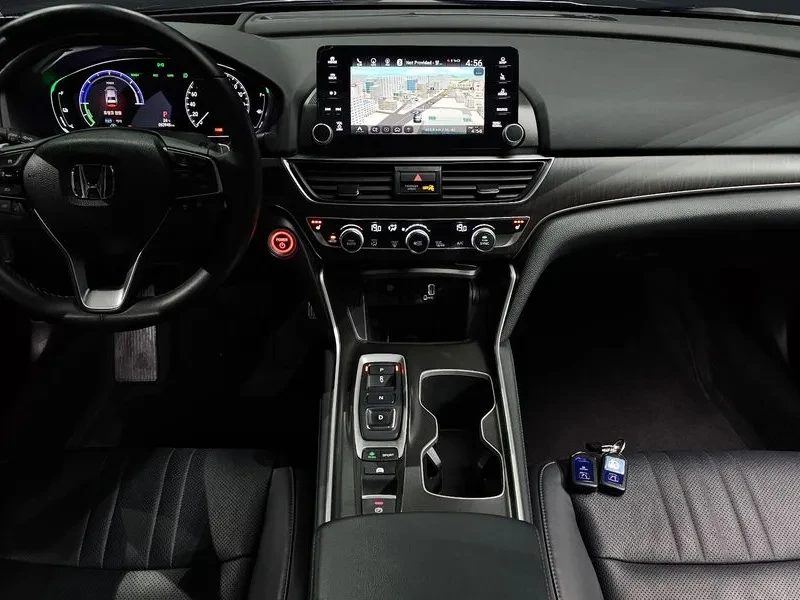 Honda Accord 2.0 Hybrid Touring, снимка 7 - Автомобили и джипове - 56699131