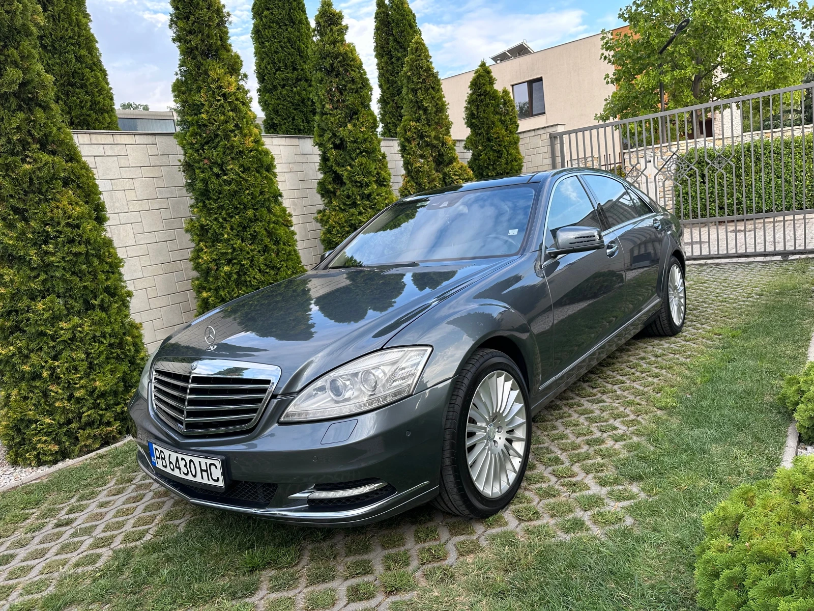 Mercedes-Benz S 500 4 MATIC* LONG* PANORAMA - [1] 