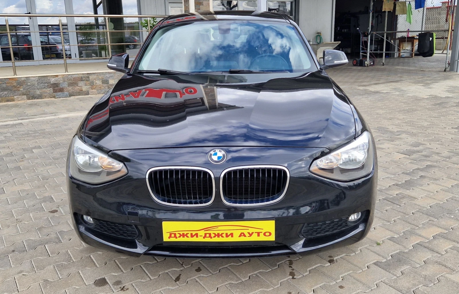 BMW 114 1.6 D 95k.c - изображение 2