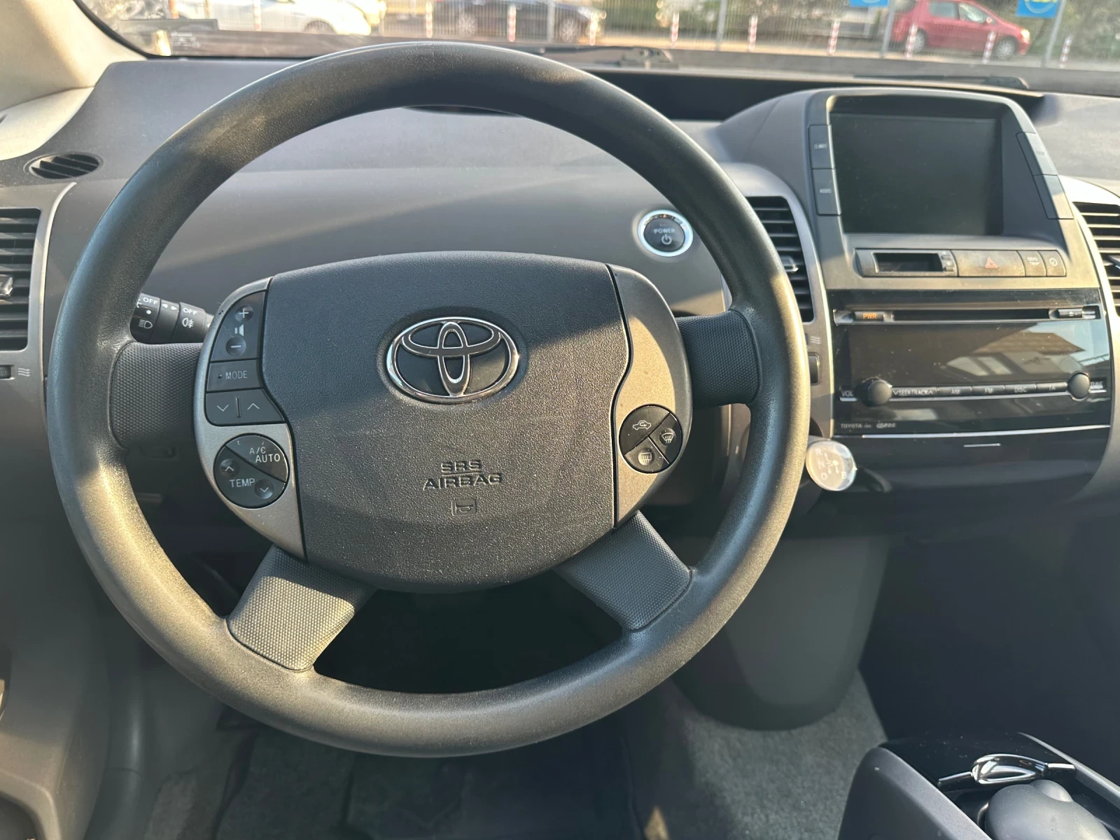 Toyota Prius  - изображение 9