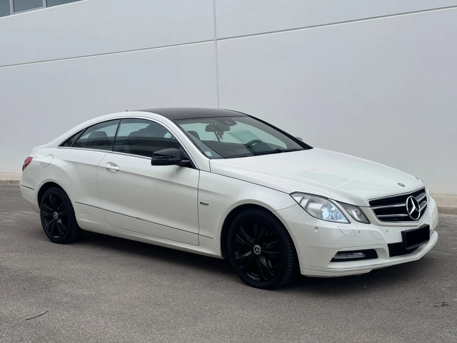 Mercedes-Benz E 250 2.2 Coupe  - изображение 2