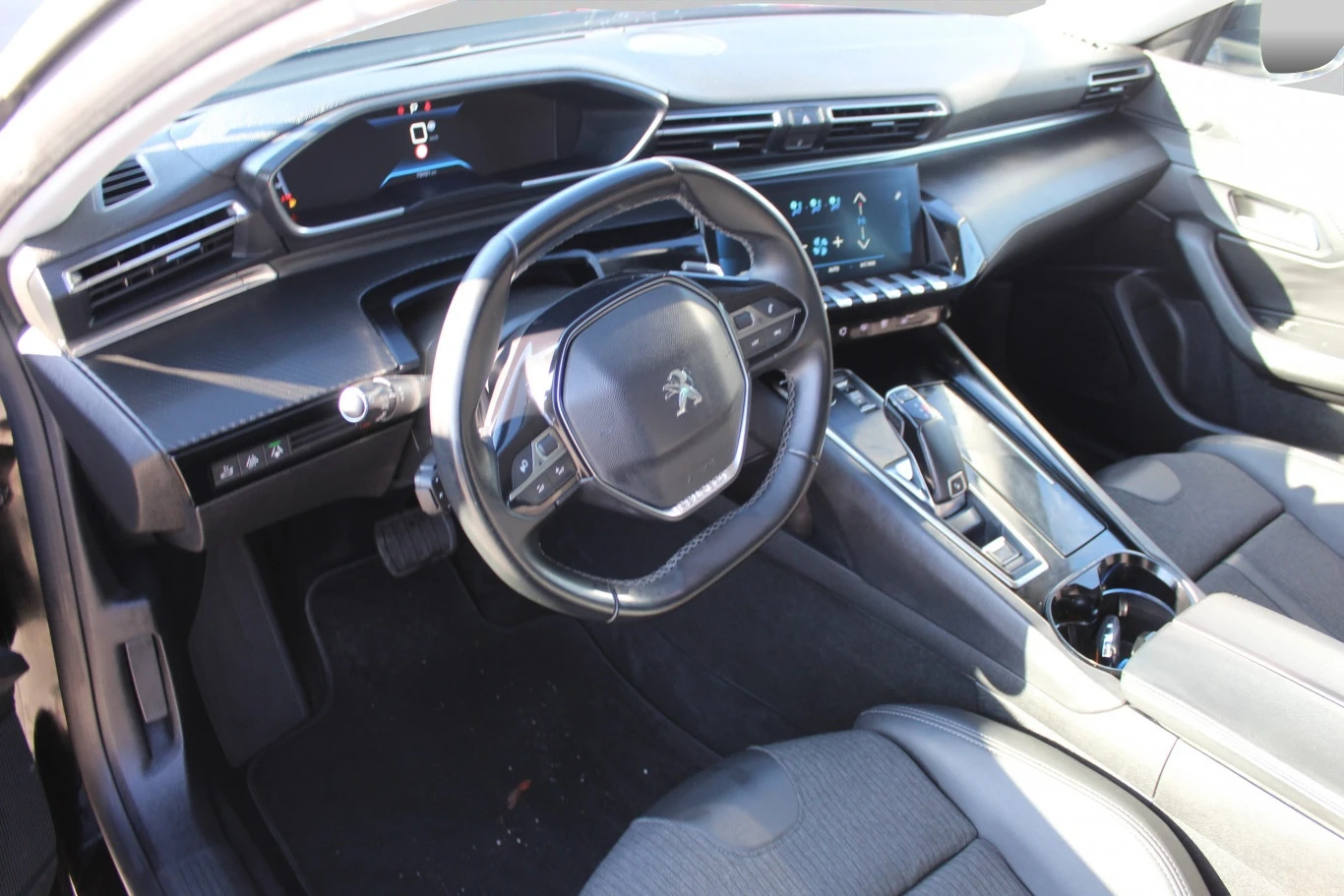 Peugeot 508 ALLURE PACK 1, 5 BlueHDi 130 EAT8 // 2108042 - изображение 5