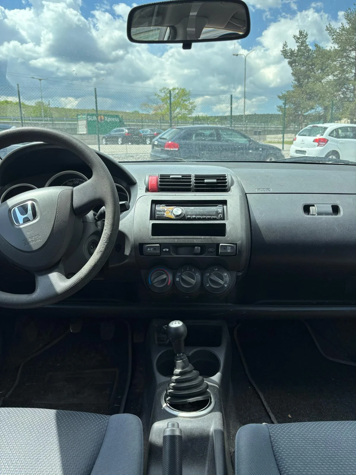 Honda Jazz 1.3 бензин - изображение 9