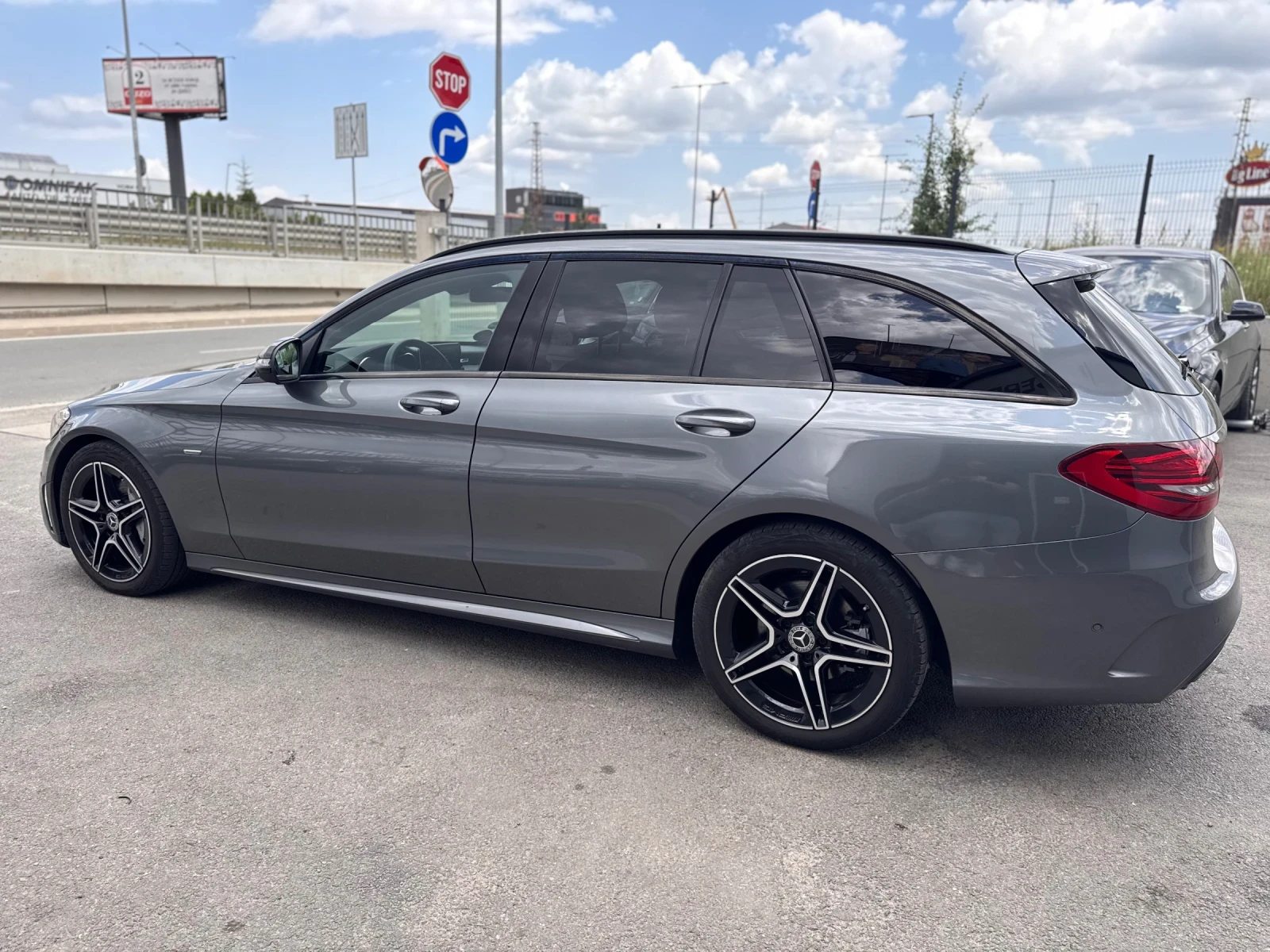 Mercedes-Benz C 220 d AMG Line Night Edition  - изображение 4