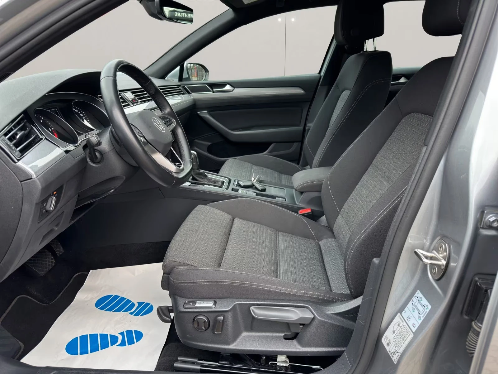 VW Passat 2.0TDI/VARIANT-BUSINESS/200HP/DSG/LED/NAV/CAM/285f - изображение 9