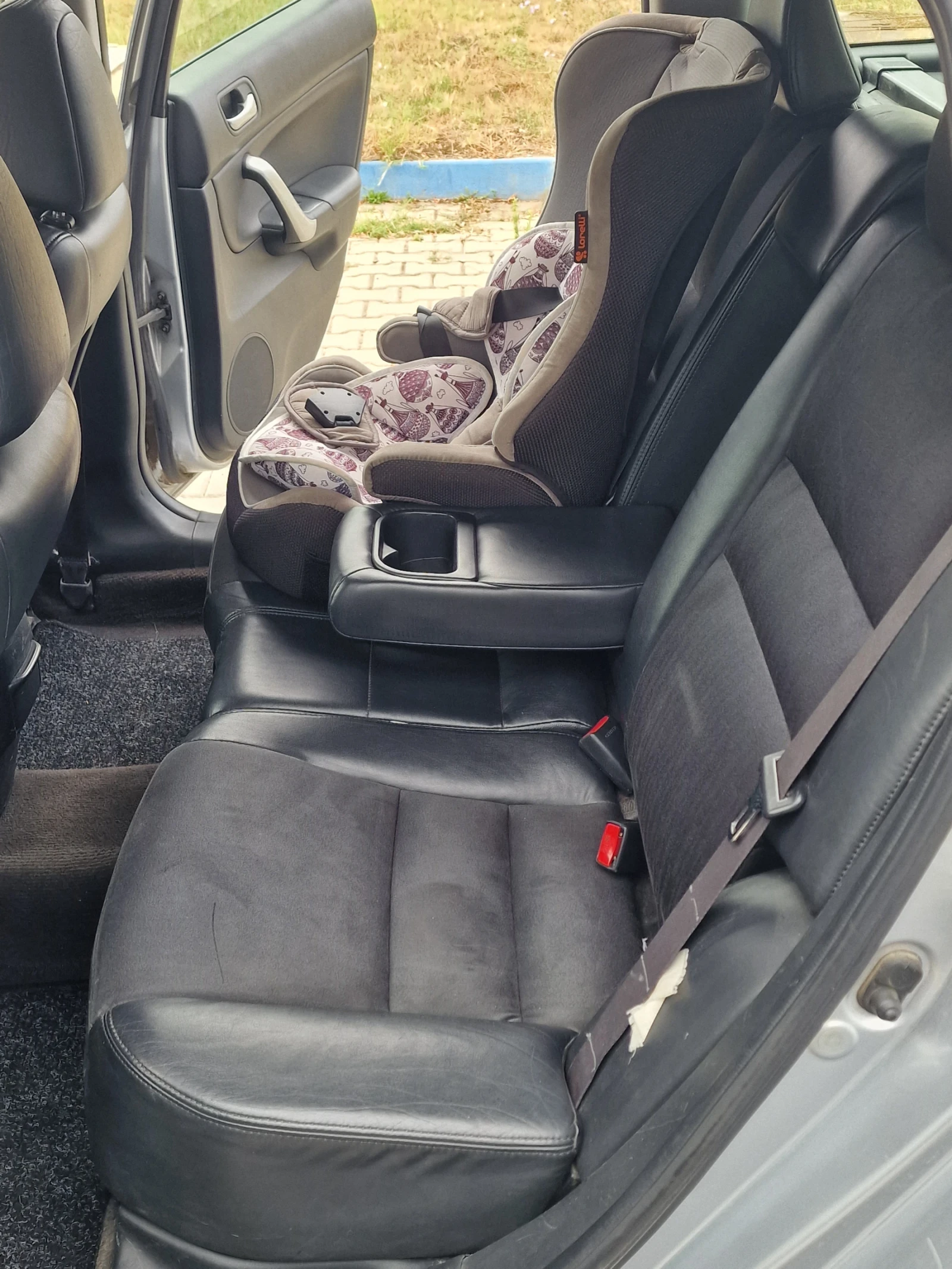 Honda Accord 2.0i-VTEC - изображение 10
