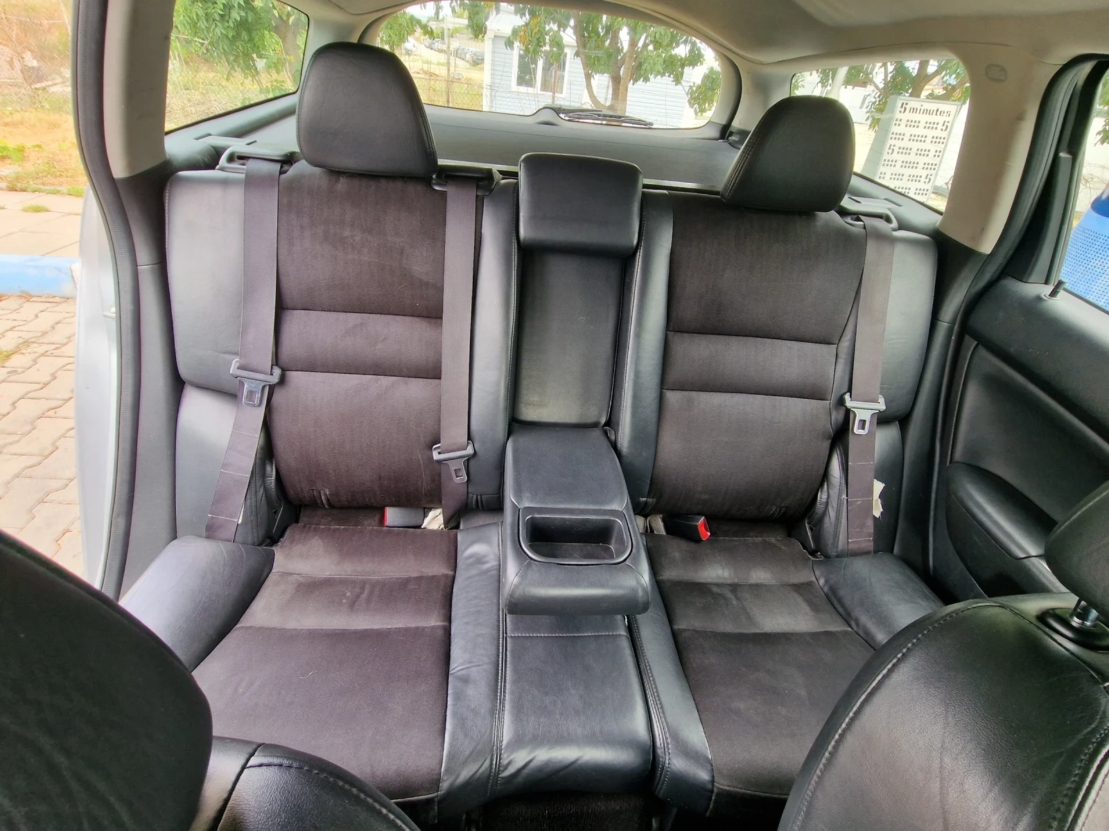 Honda Accord 2.0i-VTEC - изображение 9