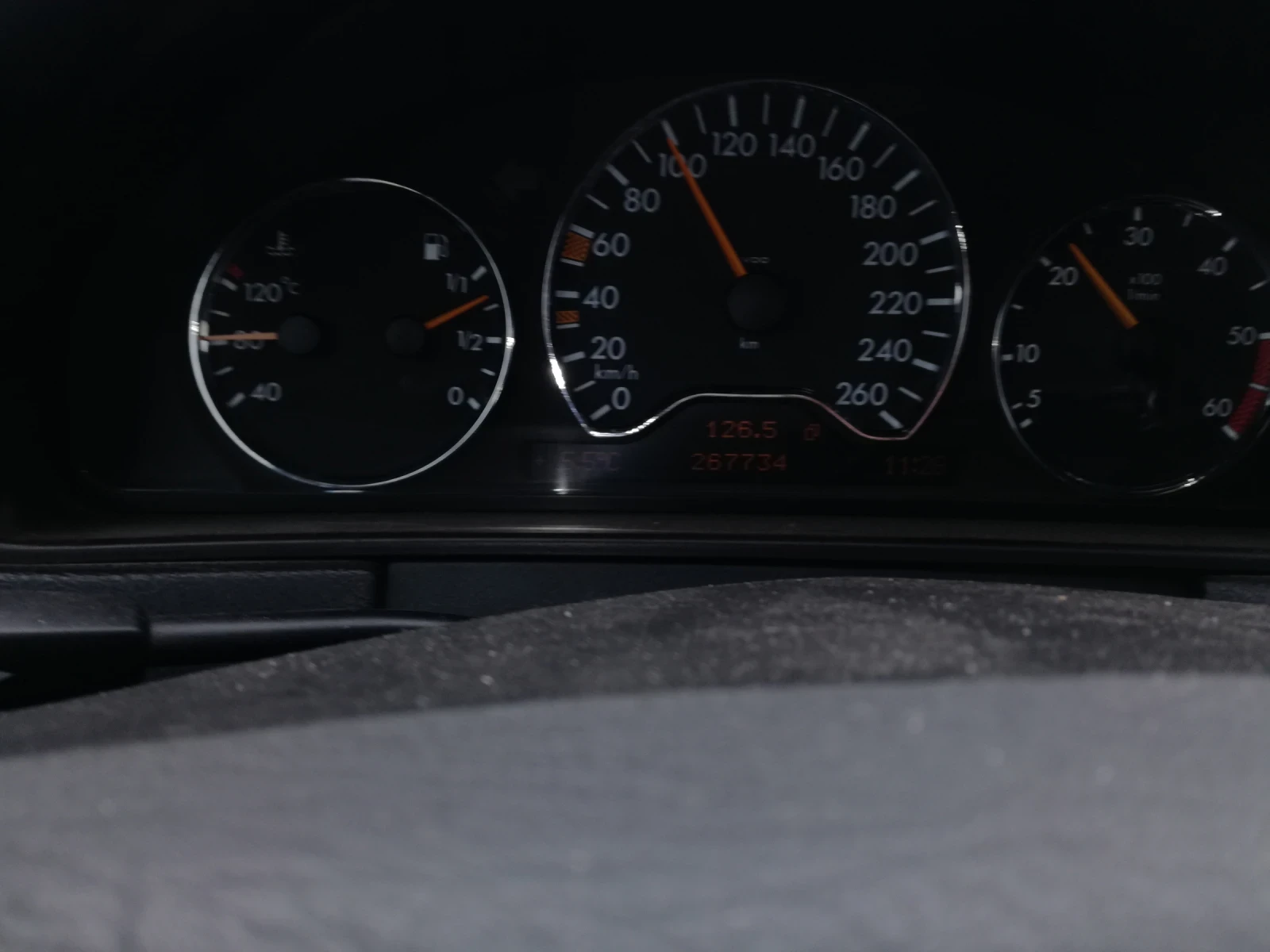 Mercedes-Benz E 250 2.5 тд - изображение 10